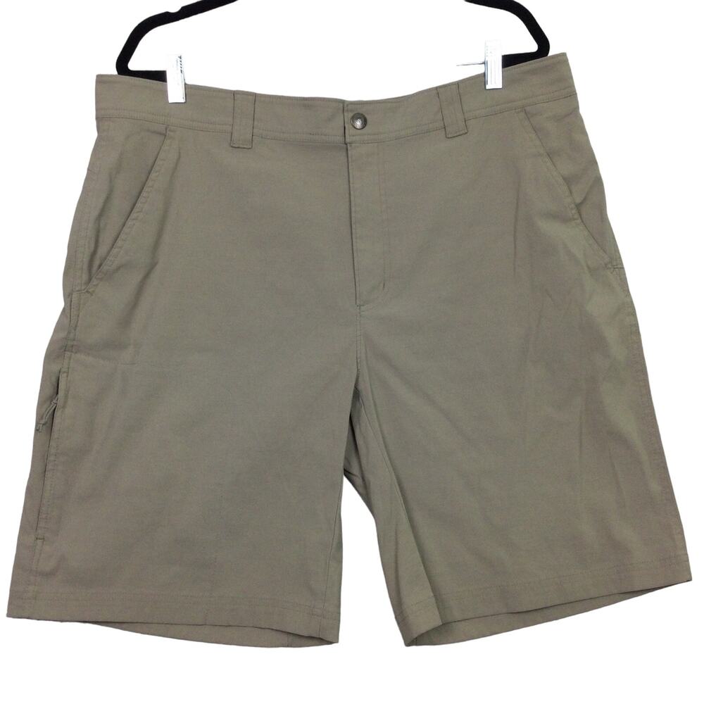 Columbia Men’s Omni-shield Advanced Repellency Flat Front Casual Tan Shorts 40